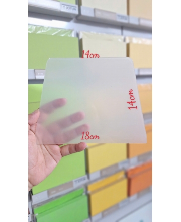 Miếng nhựa trét bột, trét ron 18cm 